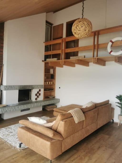Neb-thun Seehaus Einigen Holiday home